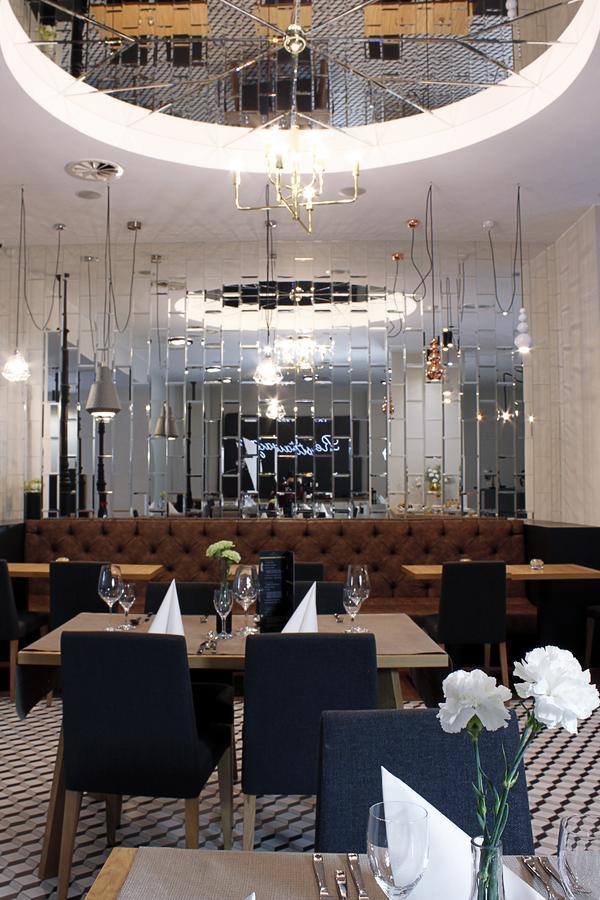 Hotel Nihil Novi 拉多姆 外观 照片